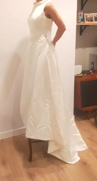 Vestido de Novia recién lavado y planchado