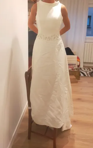 Vestido de Novia recién lavado y planchado