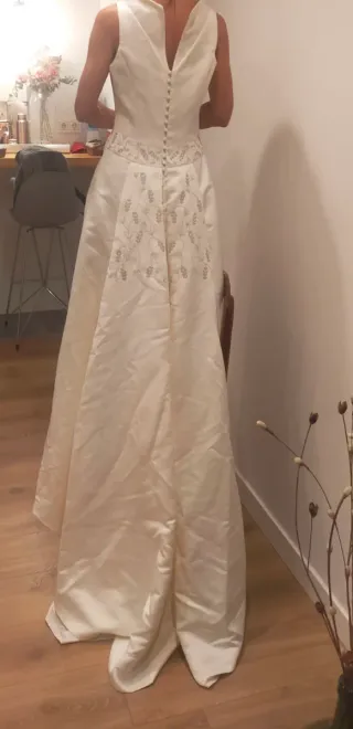Vestido de Novia recién lavado y planchado