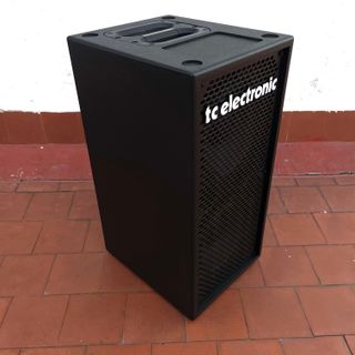 Pantalla Bajo TC Electronic BC208