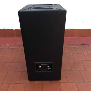 Pantalla Bajo TC Electronic BC208