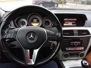 Mercedes-Benz Clase C 2011