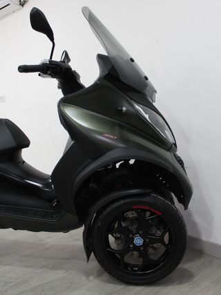 Piaggio MP3 350 Sport