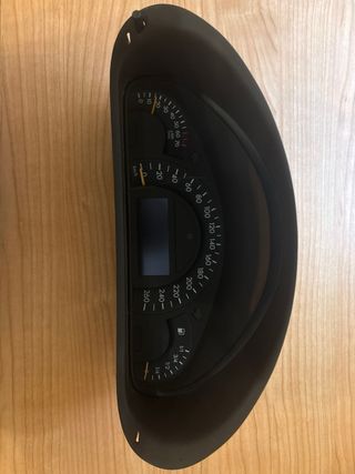 Cuadro Mercedes Clase C W203 OEM 2035407611