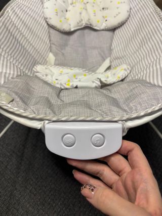 Hamaca infantil con música y vibración