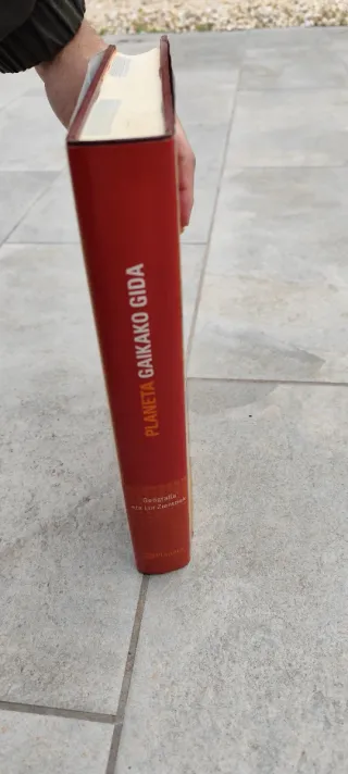 Geografia eta Lur Zoentzia liburua–Planeta Euskara