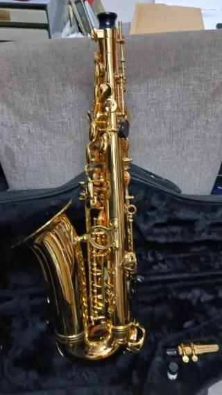 Saxofón Alto Jupiter JAS 769