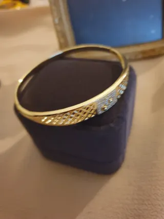 Pulsera chapada en oro nueva con caja