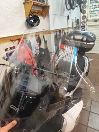 Pantalla Suzuki Burgman 650