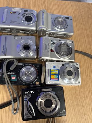 Lote de 13 cámaras digitales para repasar