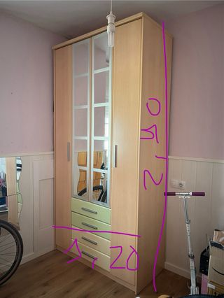 Armario madera con espejo