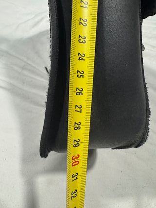 Harley-Davidson. Alforja de piel gruesa con rotura