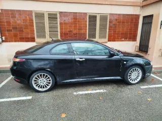 Alfa Romeo GT 2005