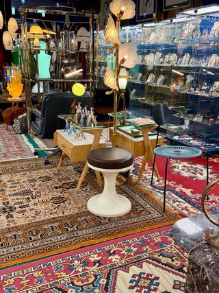 Taburete epoca space age aleman