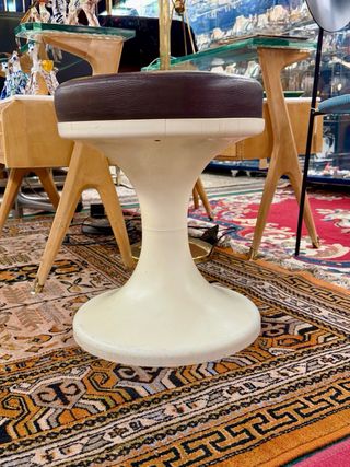 Taburete epoca space age aleman