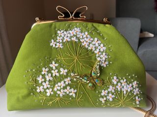 Bolsa artesanal (100% feito à mão)