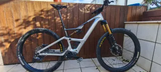 Orbea Rise LT M-Team 630wh Talla L 1900km