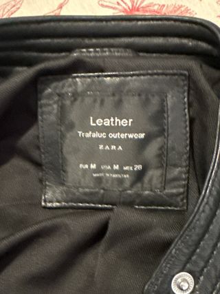Chaqueta Cuero Zara Negra
