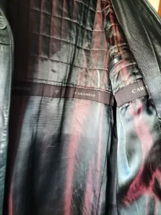 Chaqueta de piel CARAMELO negra