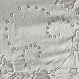 Sábanas de algodón bordadas