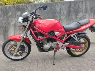 Suzuki Bandit 400cc Vendo o Cambio