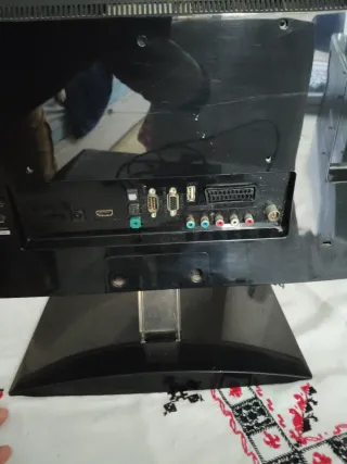 Monitor LG LED Full HD 1080p TV Flatron 23 pulgada