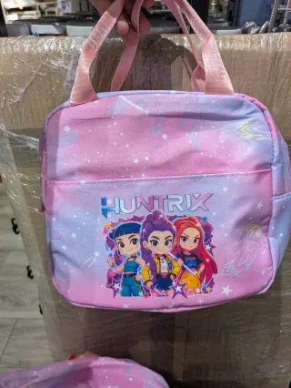 Mochila, Portalimentos y Lapicero Kpop Huntrix