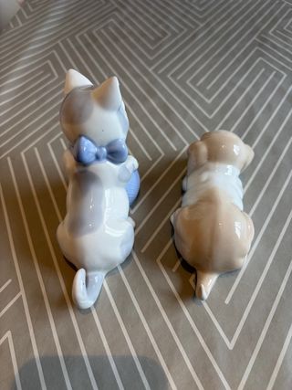 Figuras gato y perro de cerámica