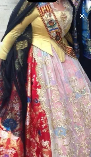 Alquiler Traje Fallera Rojo Talla 42/44