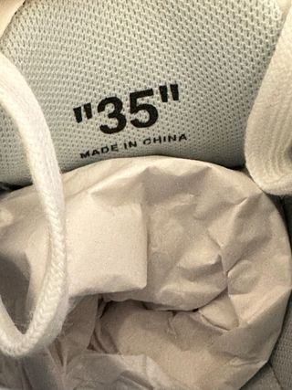 Off-White Out Of Office "OOO" Low "For Walking" Wh