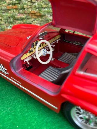 Mercedes-Benz 300 SL Roadster – 1954 – Escala 1:18