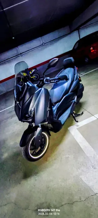 Yamaha X-MAX 300 Negra