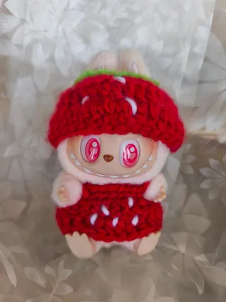 Disfraz fresa para Labubu