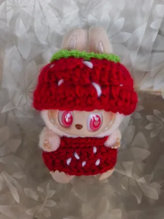 Disfraz fresa para Labubu