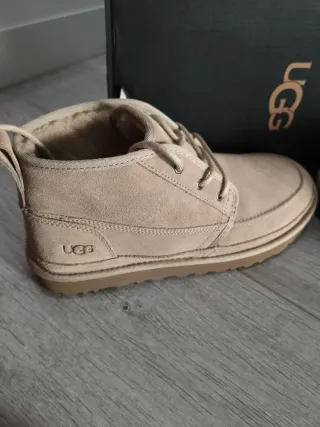 Botas UGG Neumel Moc T45 Nuevas