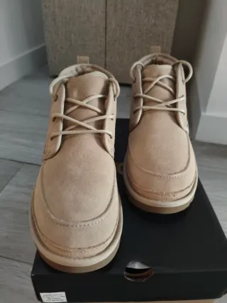 Botas UGG Neumel Moc T45 Nuevas