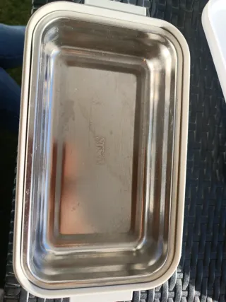 Fiambrera aluminio y plástico