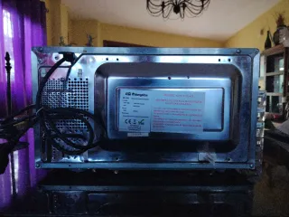 Microondas Orbegozo con Grill