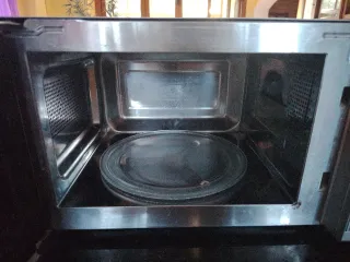 Microondas Orbegozo con Grill