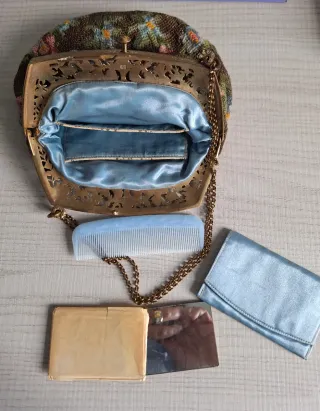 Bolso de fiesta antiguo muy bueno