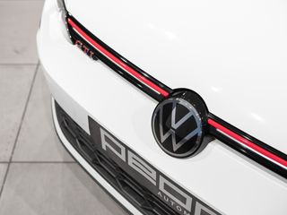 Volkswagen Golf 8 GTI 5p