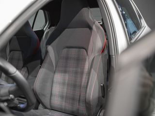 Volkswagen Golf 8 GTI 5p