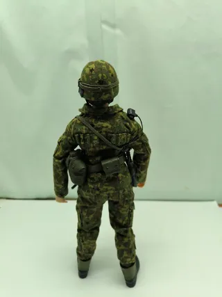 Figura escala 1/6 militar
