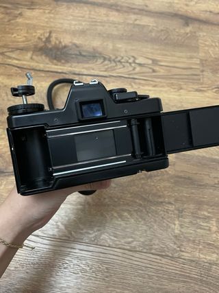 Cámara Analógica Praktica Negra