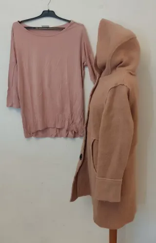 Abrigo rosa lana FLORENCIA + Camiseta rosa