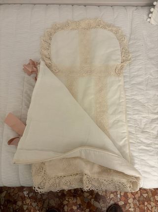 Saco de carro y bolso con encaje y lazos