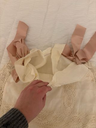 Saco de carro y bolso con encaje y lazos