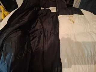 Cazadora Real Madrid Chico Blanca y Negra