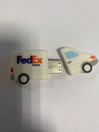 Chiavetta USB a forma di furgone FedEx 8gb