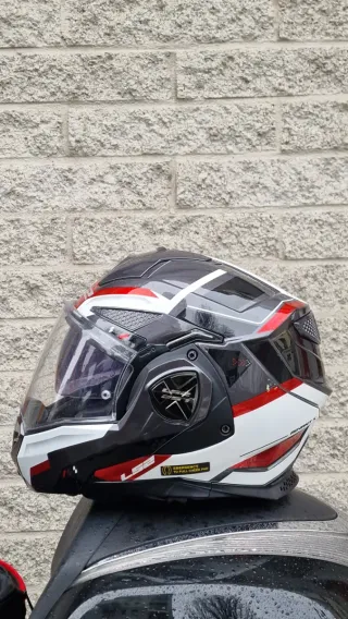 Casco de moto modular LS2 advant x